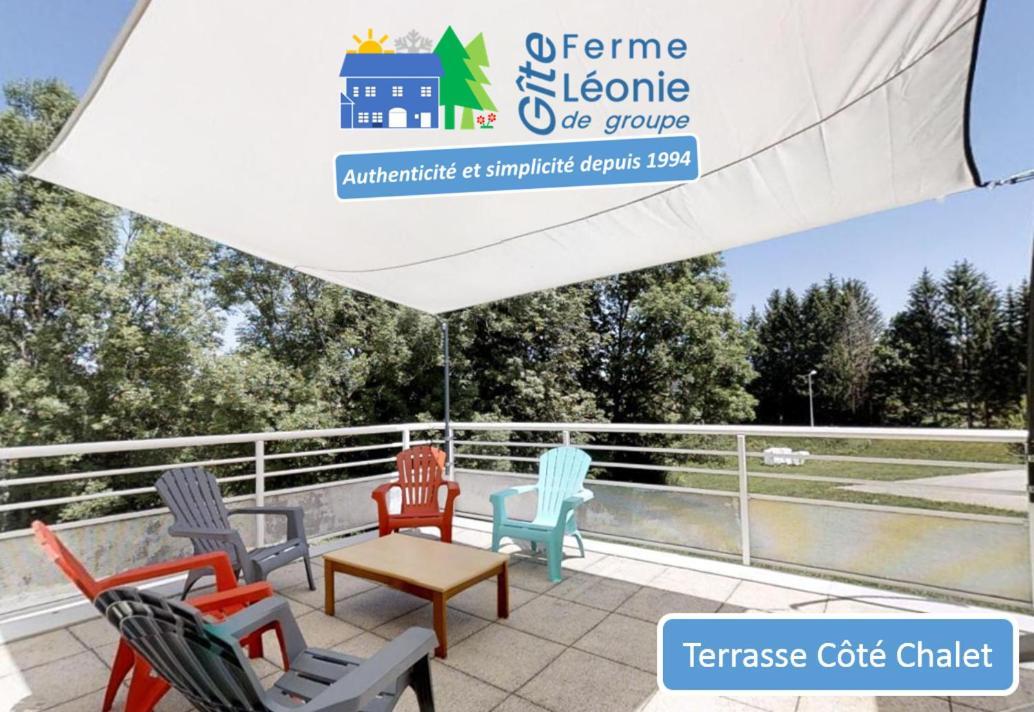 Apf France Handicap - Ferme Leonie Saint-Laurent-en-Grandvaux Exterior foto